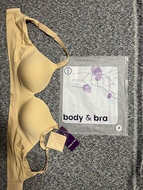 Body & Bra Seamless T-Shirt Bra in Tan